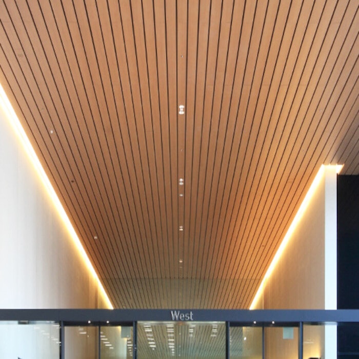 Trần nhôm 85C vân gỗ